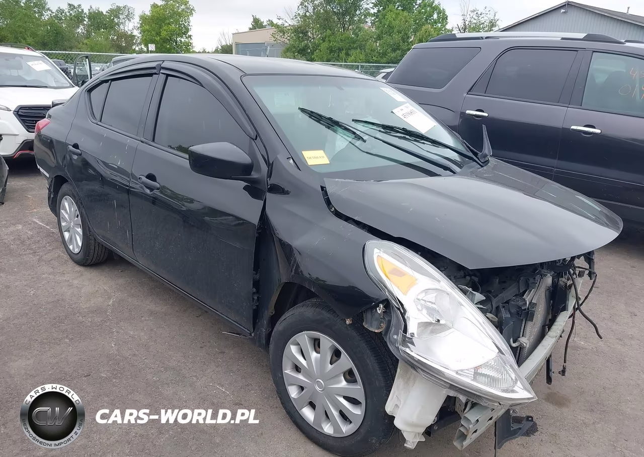 2019 Nissan Versa 1.6 S+