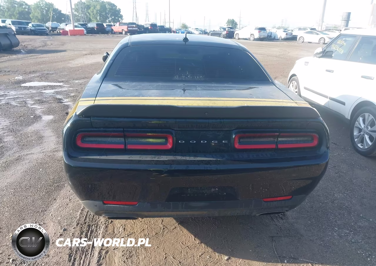 2016 Dodge Challenger R-T Scat Pack VIN:2C3CDZFJ1GH299918 - 16