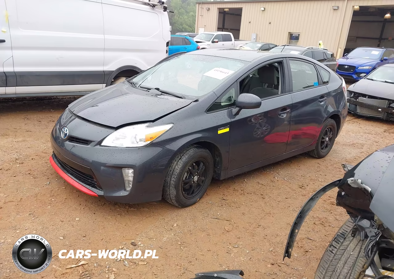 2013 Toyota Prius Three VIN:JTDKN3DU2D5643385 - 2
