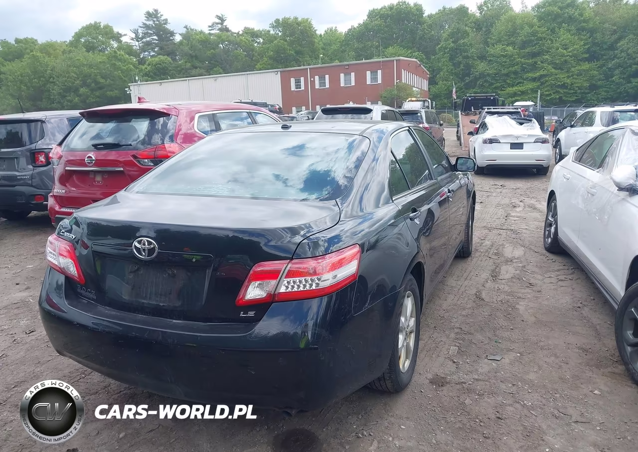 2011 Toyota Camry Le VIN:4T4BF3EK2BR094561 - 4