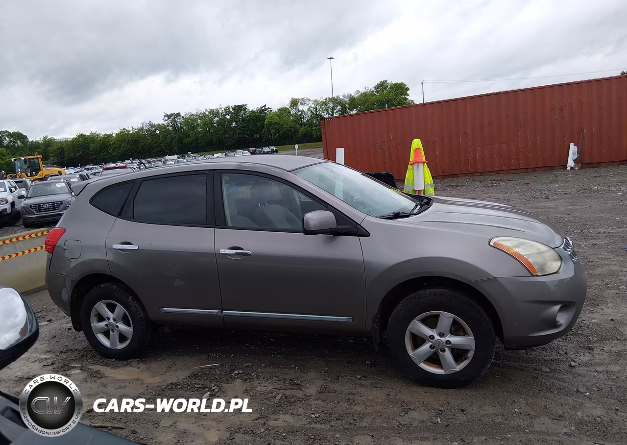 2013 Nissan Rogue S VIN:JN8AS5MT8DW550201 - 13