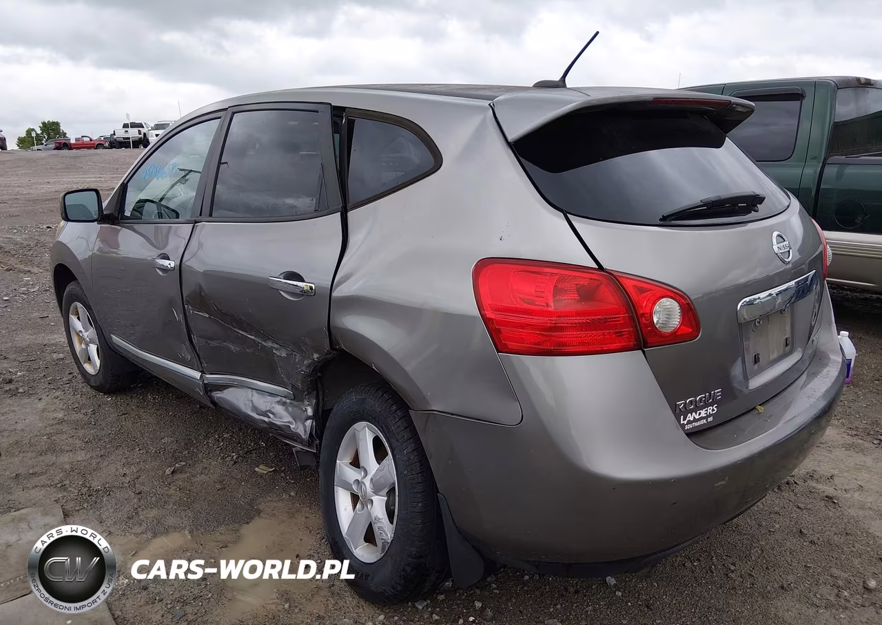 2013 Nissan Rogue S VIN:JN8AS5MT8DW550201 - 3