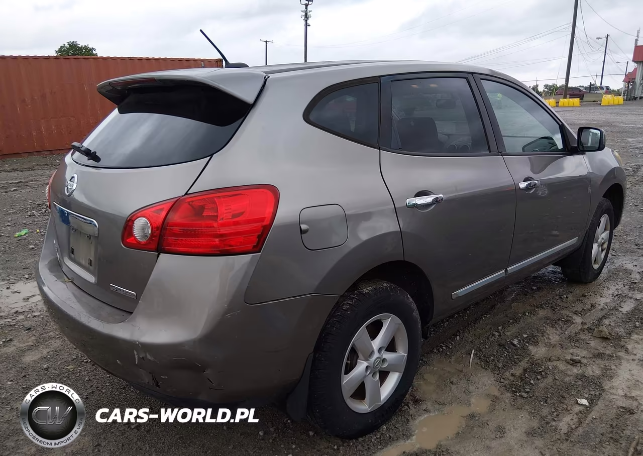 2013 Nissan Rogue S VIN:JN8AS5MT8DW550201 - 4