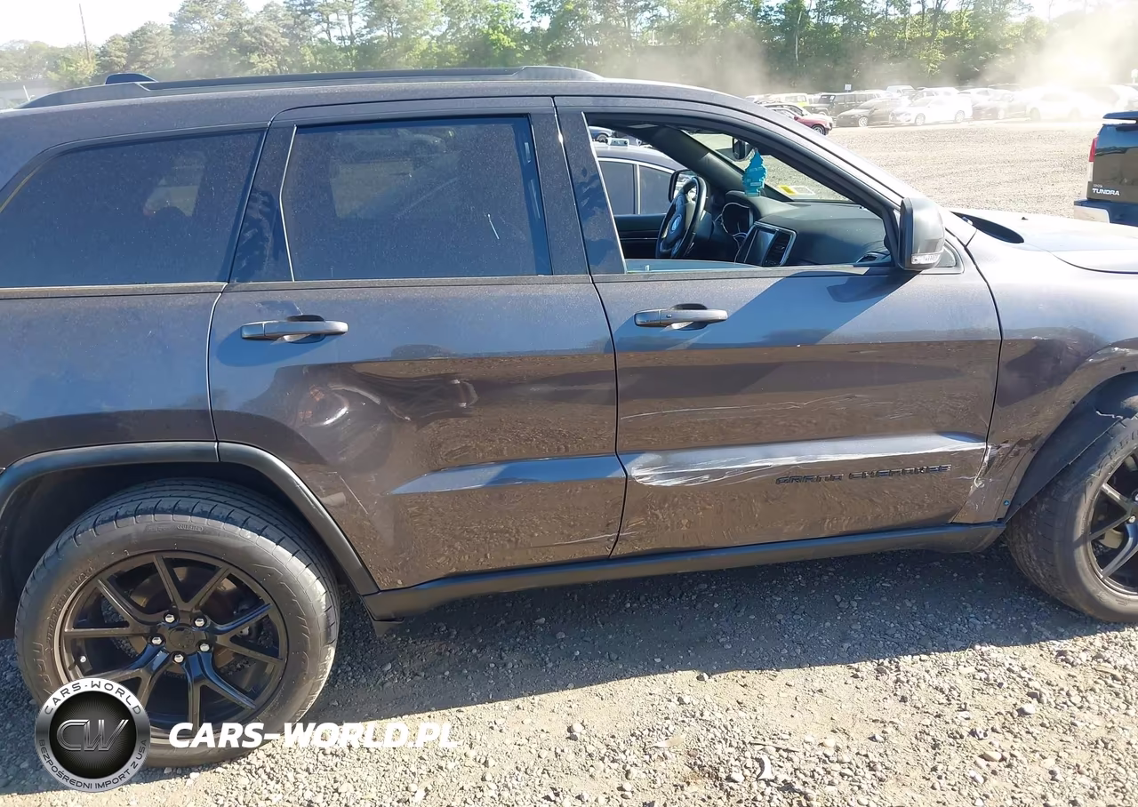 2017 Jeep Grand Cherokee Limited 4X4 VIN:1C4RJFBGXHC694983 - 13