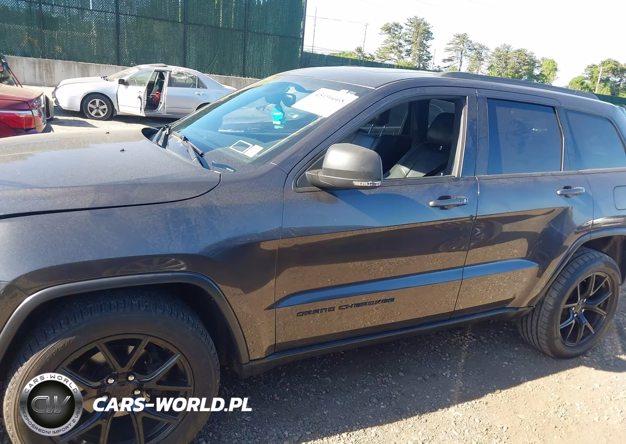 2017 Jeep Grand Cherokee Limited 4X4 VIN:1C4RJFBGXHC694983 - 14
