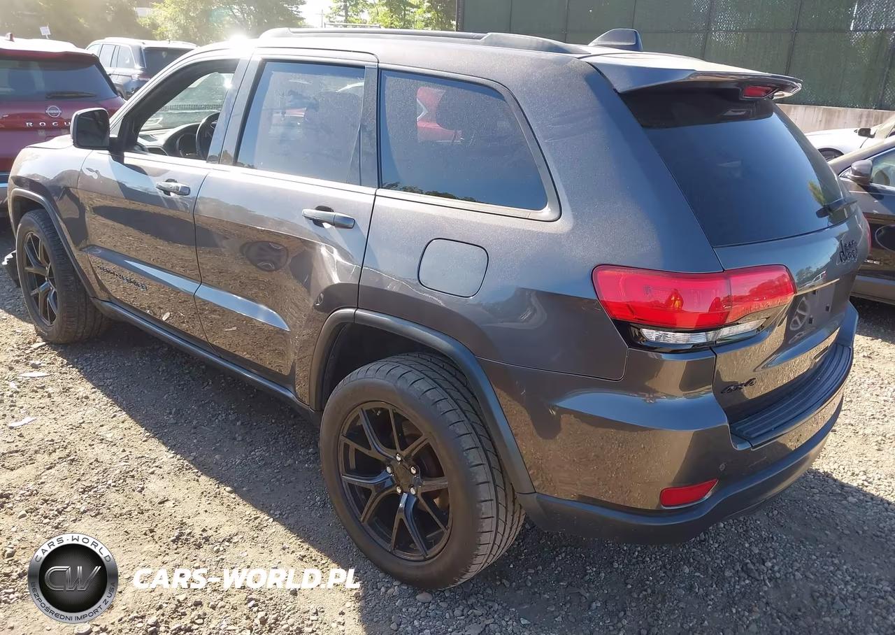 2017 Jeep Grand Cherokee Limited 4X4 VIN:1C4RJFBGXHC694983 - 3