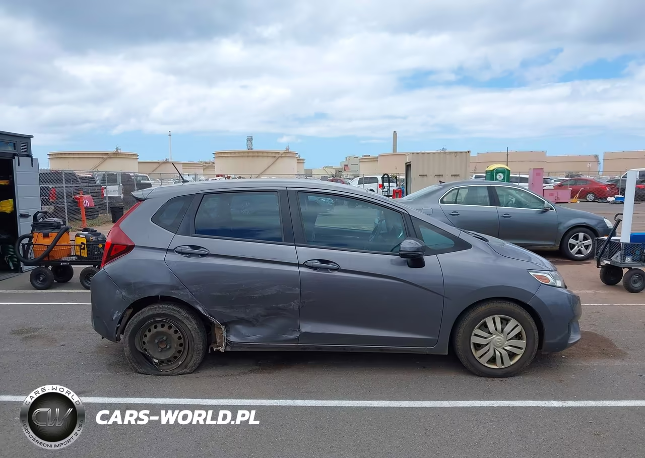 2015 Honda Fit Lx VIN:3HGGK5H57FM755093 - 13
