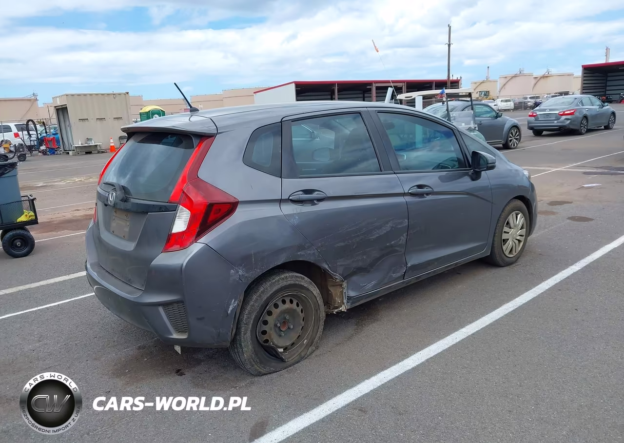 2015 Honda Fit Lx VIN:3HGGK5H57FM755093 - 4