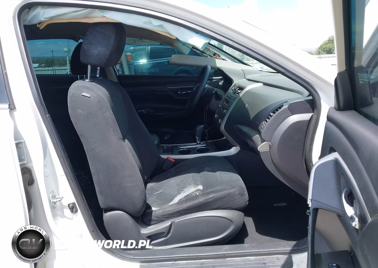 2015 Nissan Altima 2.5 S VIN:1N4AL3AP3FC448819 - 5