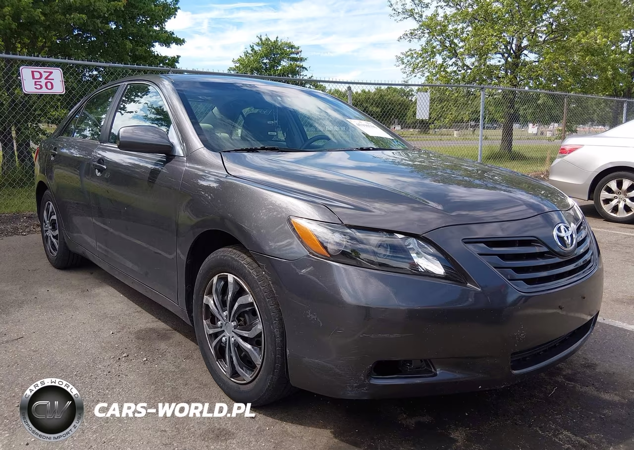 2008 Toyota Camry Le – zdjęcie 1 z 16