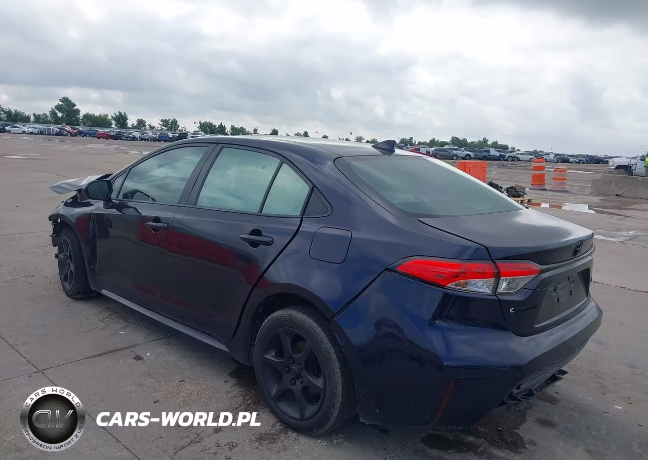 2020 Toyota Corolla Le VIN:5YFEPRAE0LP137031 - 3