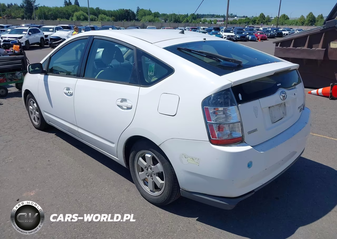 2004 Toyota Prius VIN:JTDKB20U740063099 - 3