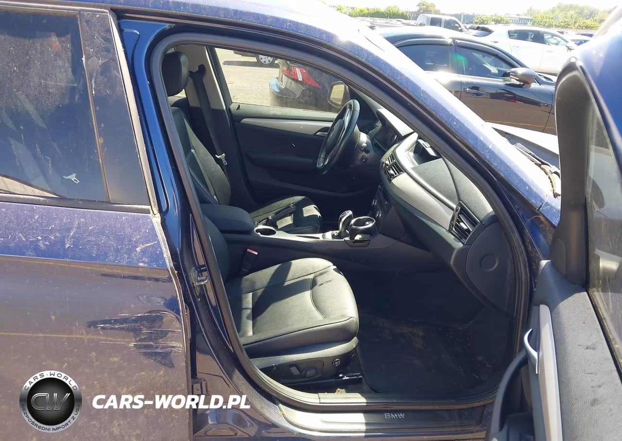 2014 BMW X1 xDrive28I VIN:WBAVL1C54EVR94735 - 5