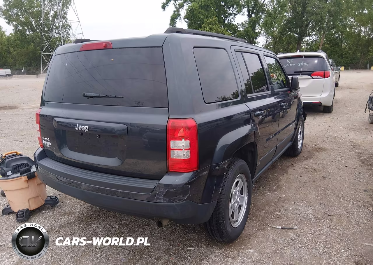 2015 Jeep Patriot Sport VIN:1C4NJRBB5FD411918 - 4