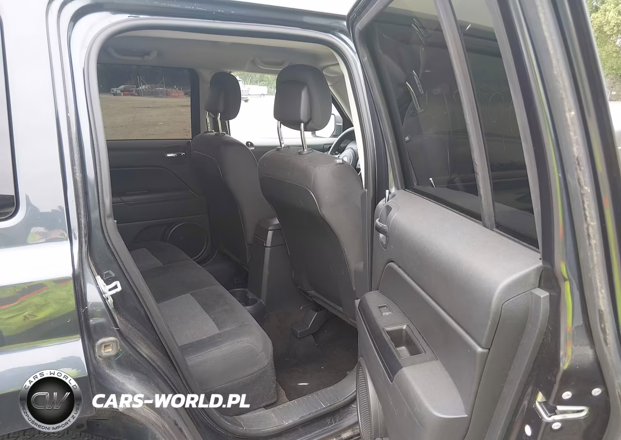 2015 Jeep Patriot Sport VIN:1C4NJRBB5FD411918 - 8