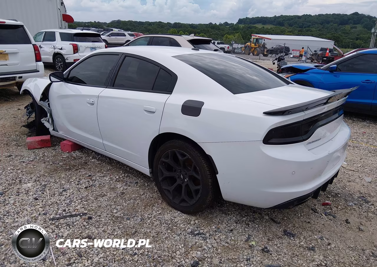 2019 Dodge Charger Sxt VIN:2C3CDXBG4KH628313 - 3