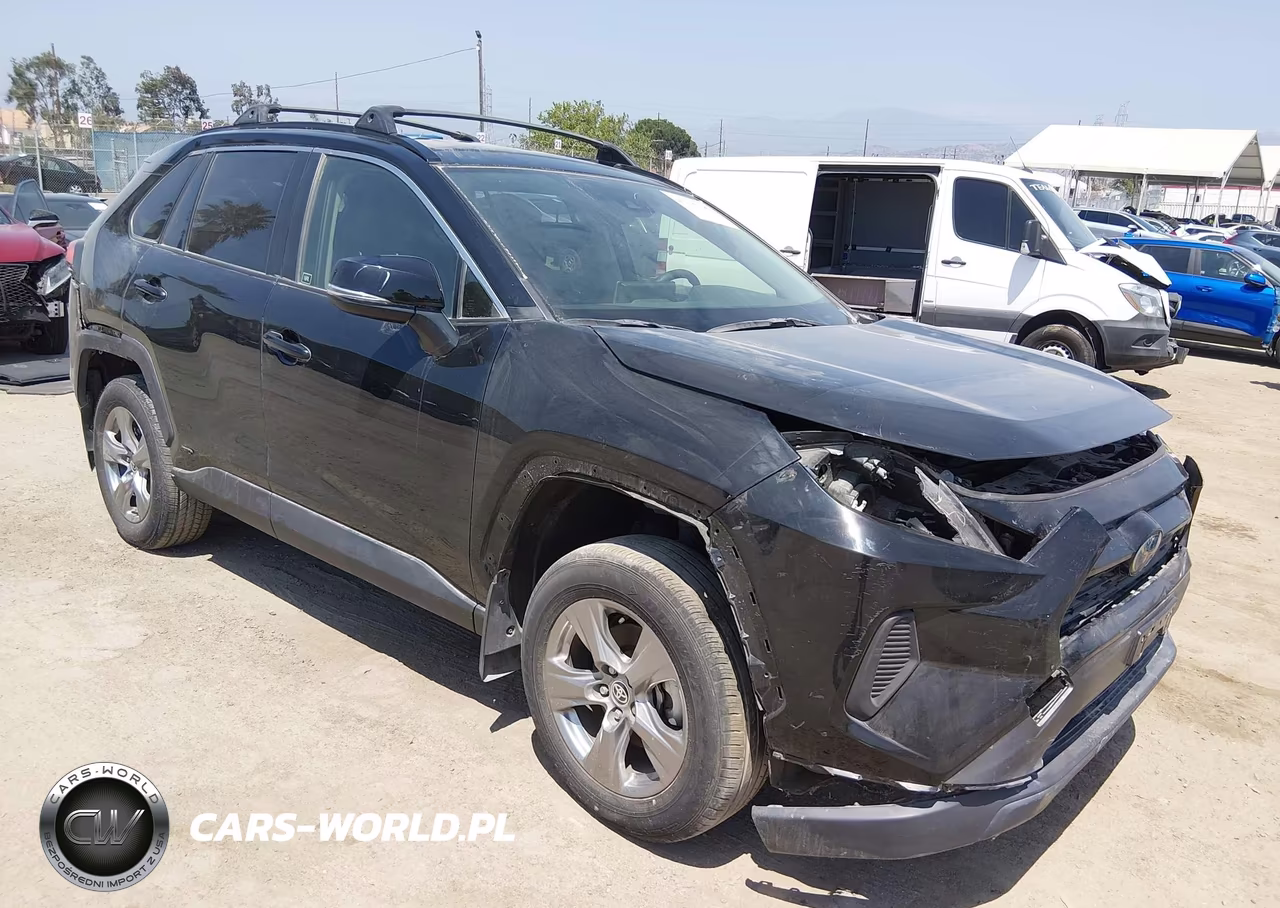 2024 Toyota Rav4 Hybrid Le – zdjęcie 1 z 21