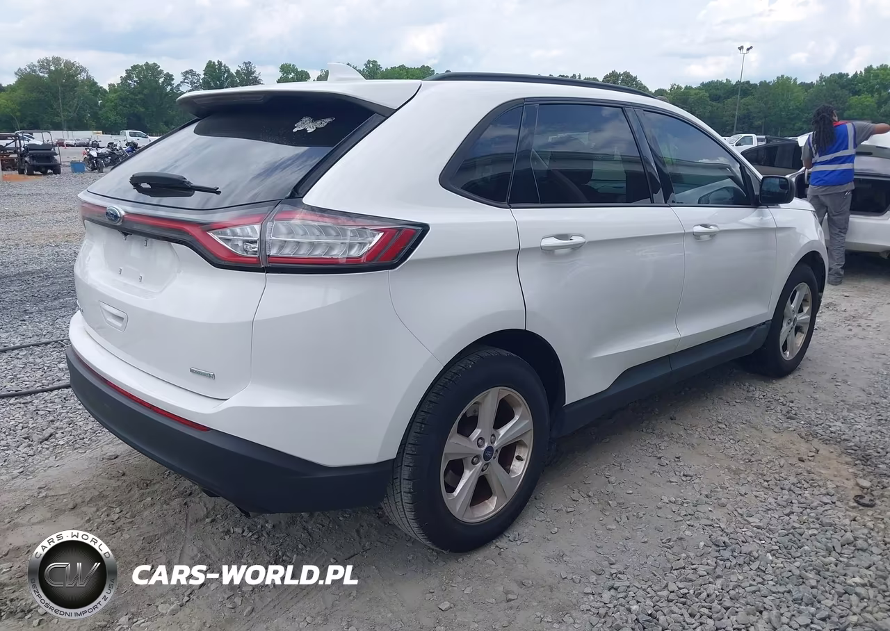 2018 Ford Edge Se VIN:2FMPK3G9XJBC18361 - 4