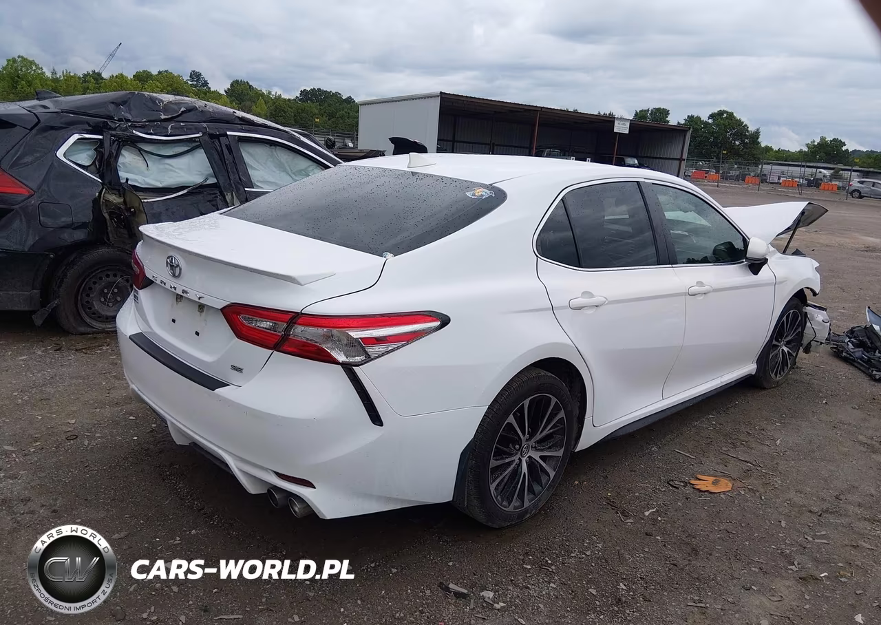 2020 Toyota Camry Se VIN:4T1G11AK5LU899187 - 4