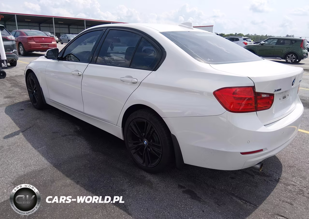 2015 BMW 320I xDrive VIN:WBA3C3G57FNT52959 - 3