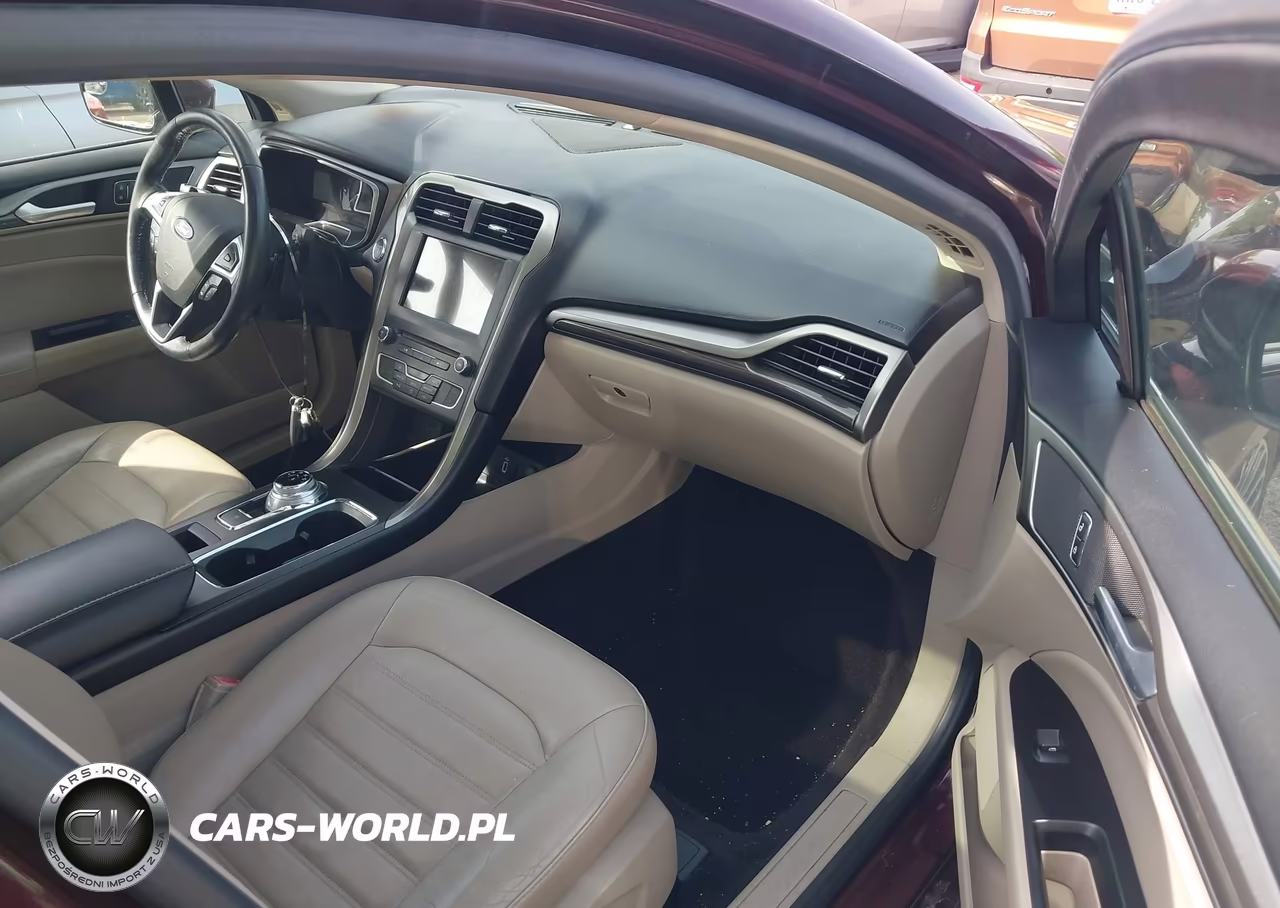 2017 Ford Fusion Se VIN:3FA6P0H98HR282611 - 5