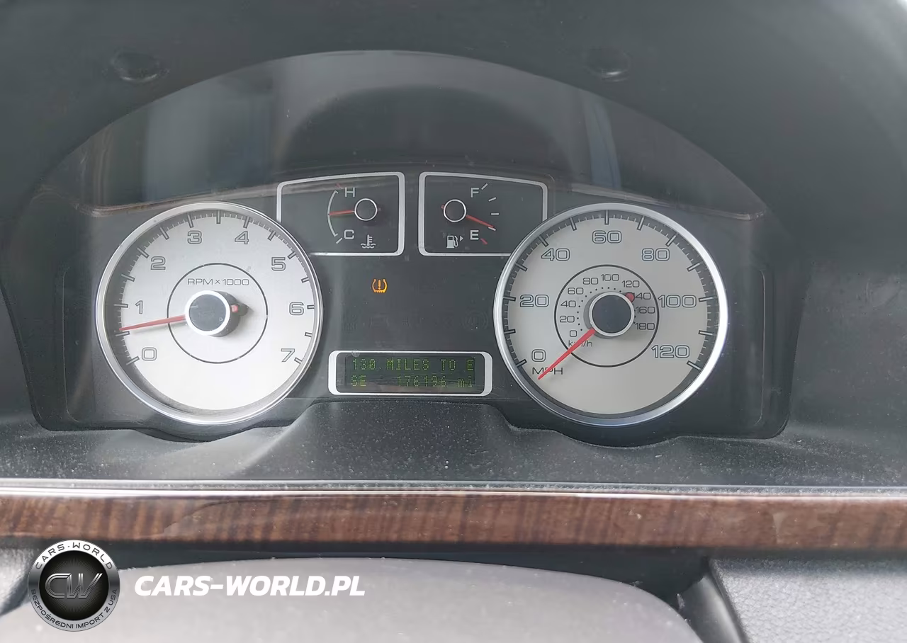 2008 Ford Taurus Limited VIN:1FAHP25W38G144335 - 7
