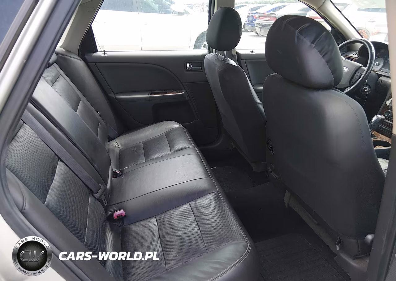 2008 Ford Taurus Limited VIN:1FAHP25W38G144335 - 8