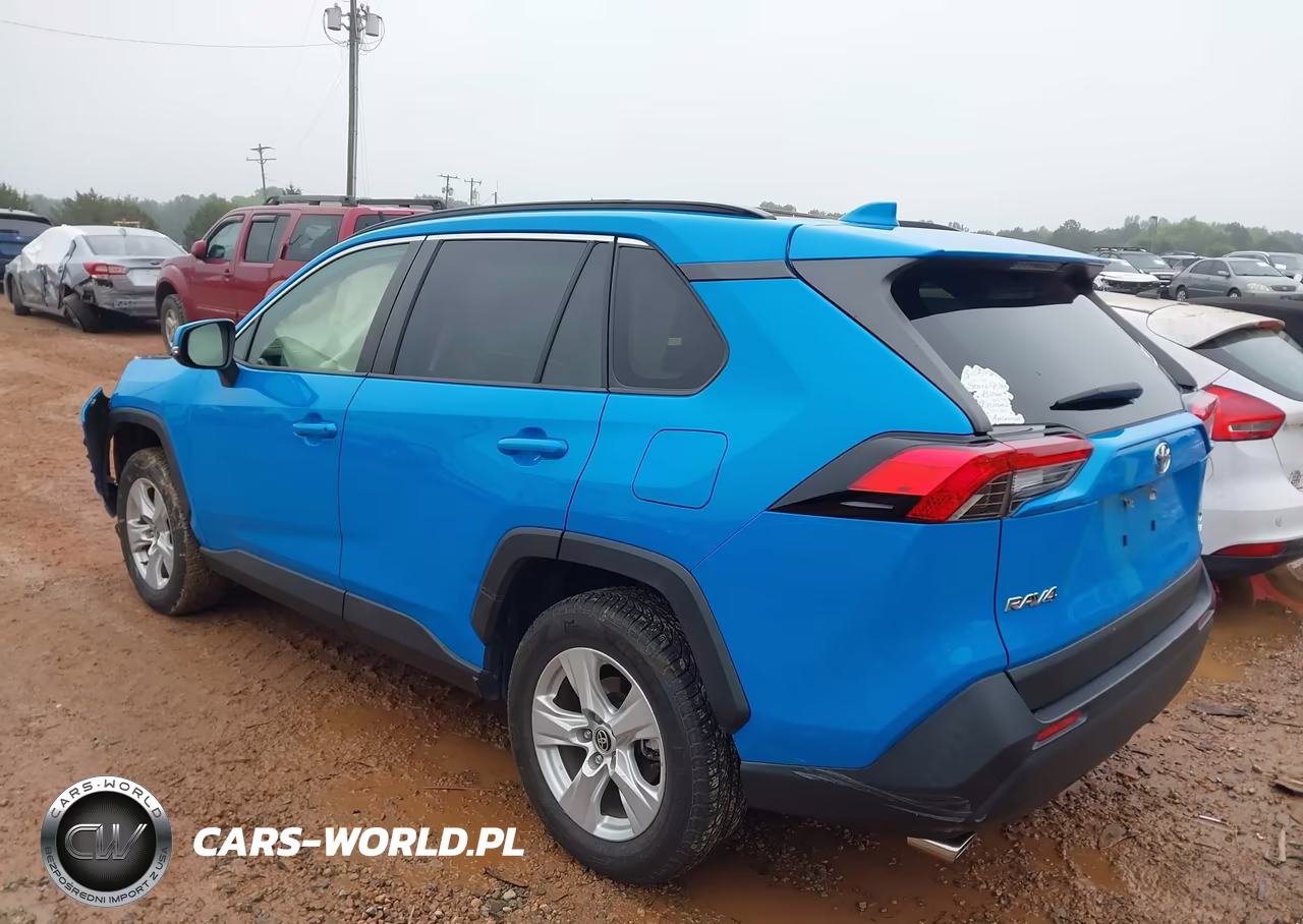 2020 Toyota Rav4 Xle VIN:JTMP1RFV4LD059939 - 3