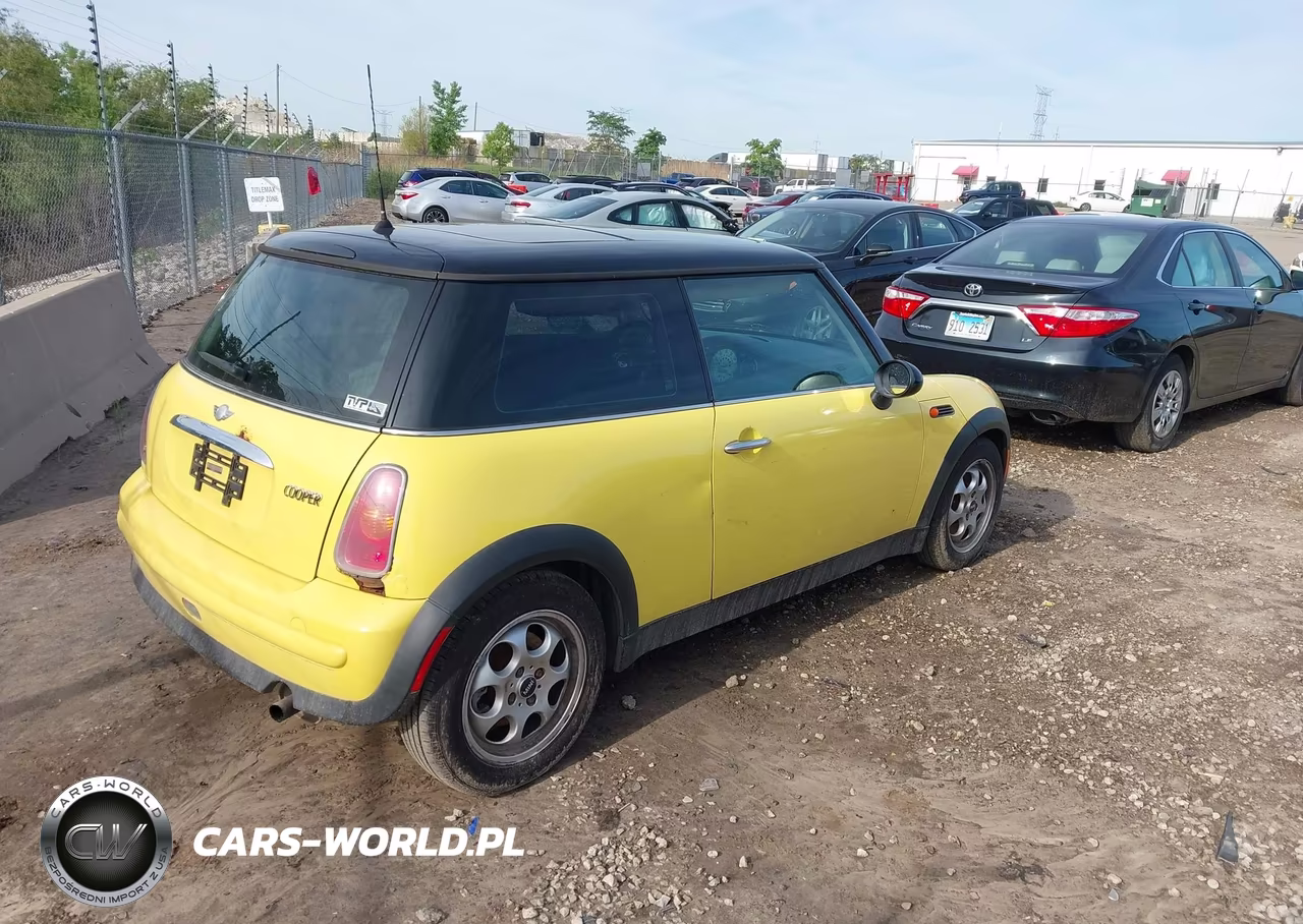 2004 Mini Cooper VIN:WMWRC33494TC50209 - 4