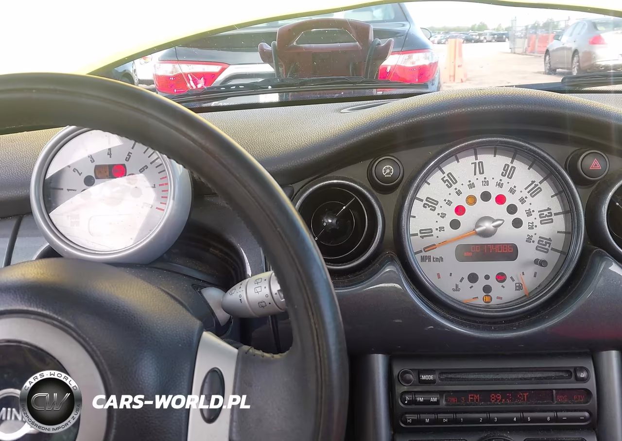 2004 Mini Cooper VIN:WMWRC33494TC50209 - 7
