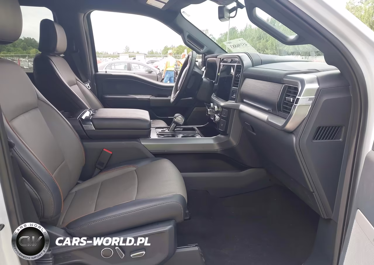 2025 Ford F-150 Lariat VIN:1FTFW5LD6SFB35746 - 5