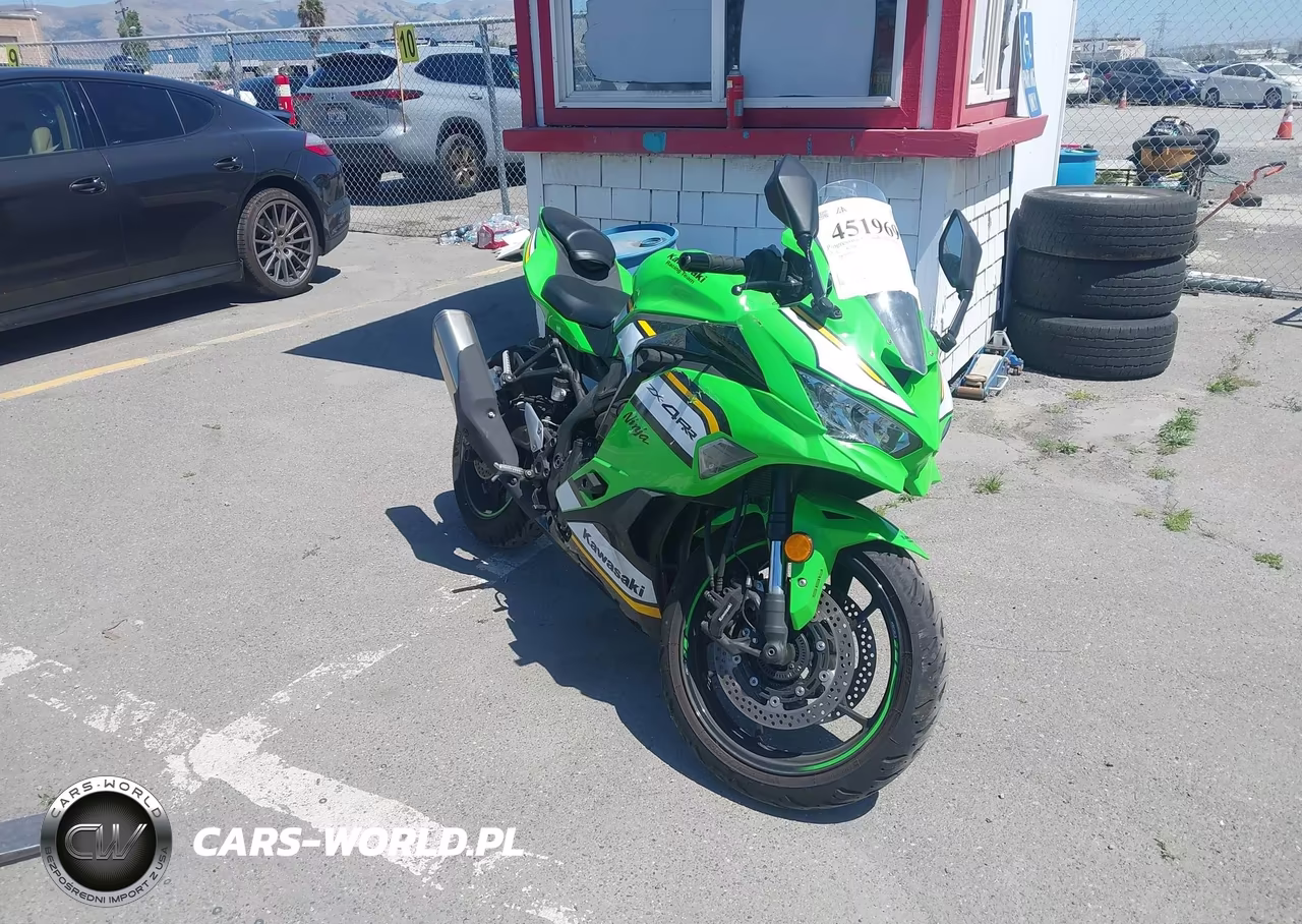 2025 Kawasaki Zx400 S