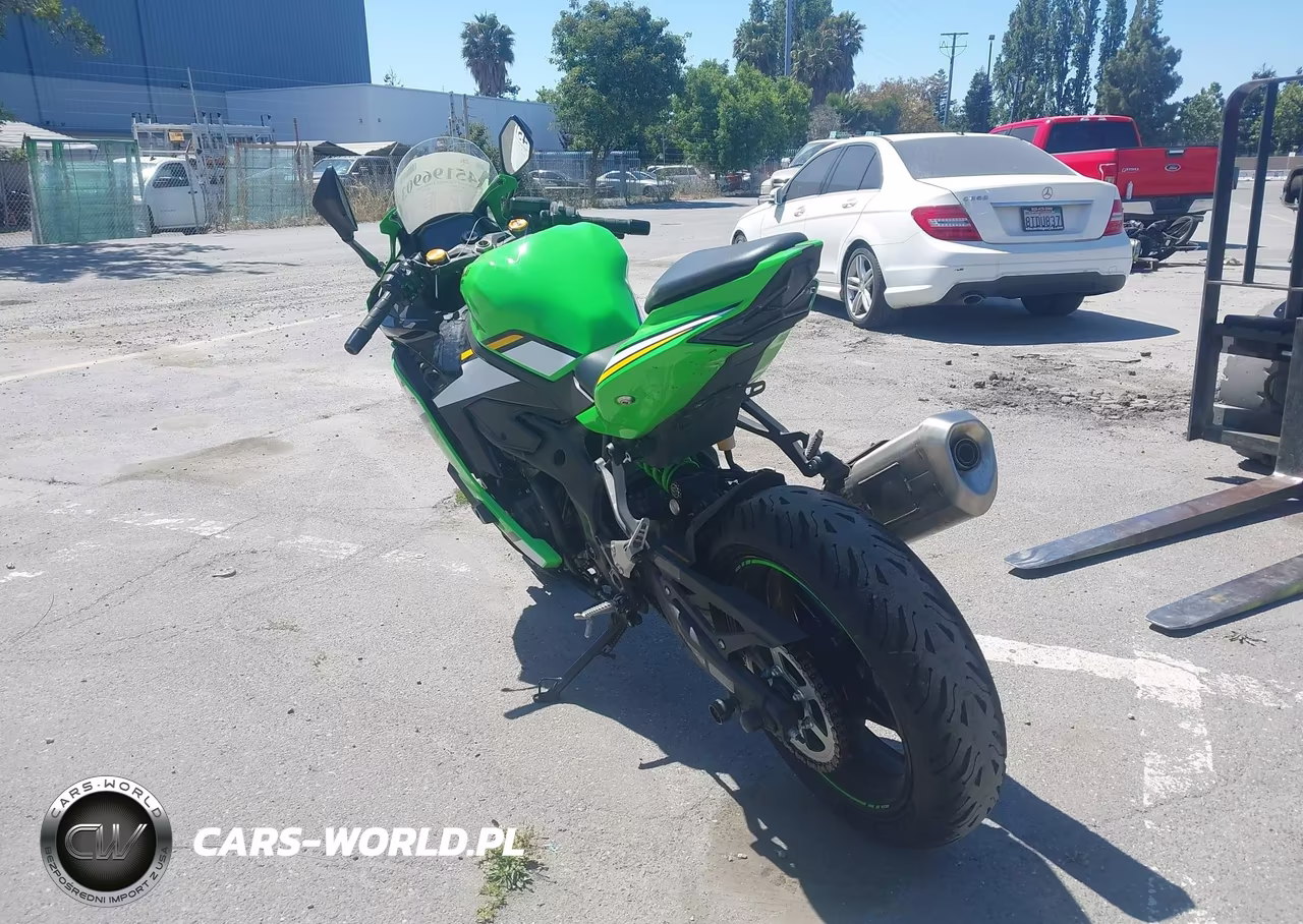 2025 Kawasaki Zx400 S VIN:ML5ZXCS14SDA33845 - 3