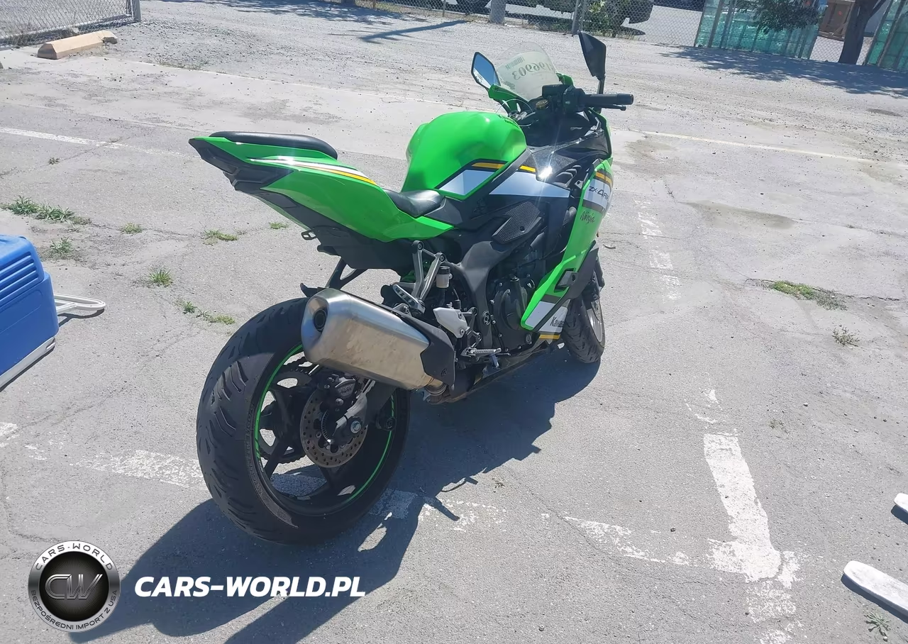 2025 Kawasaki Zx400 S VIN:ML5ZXCS14SDA33845 - 4
