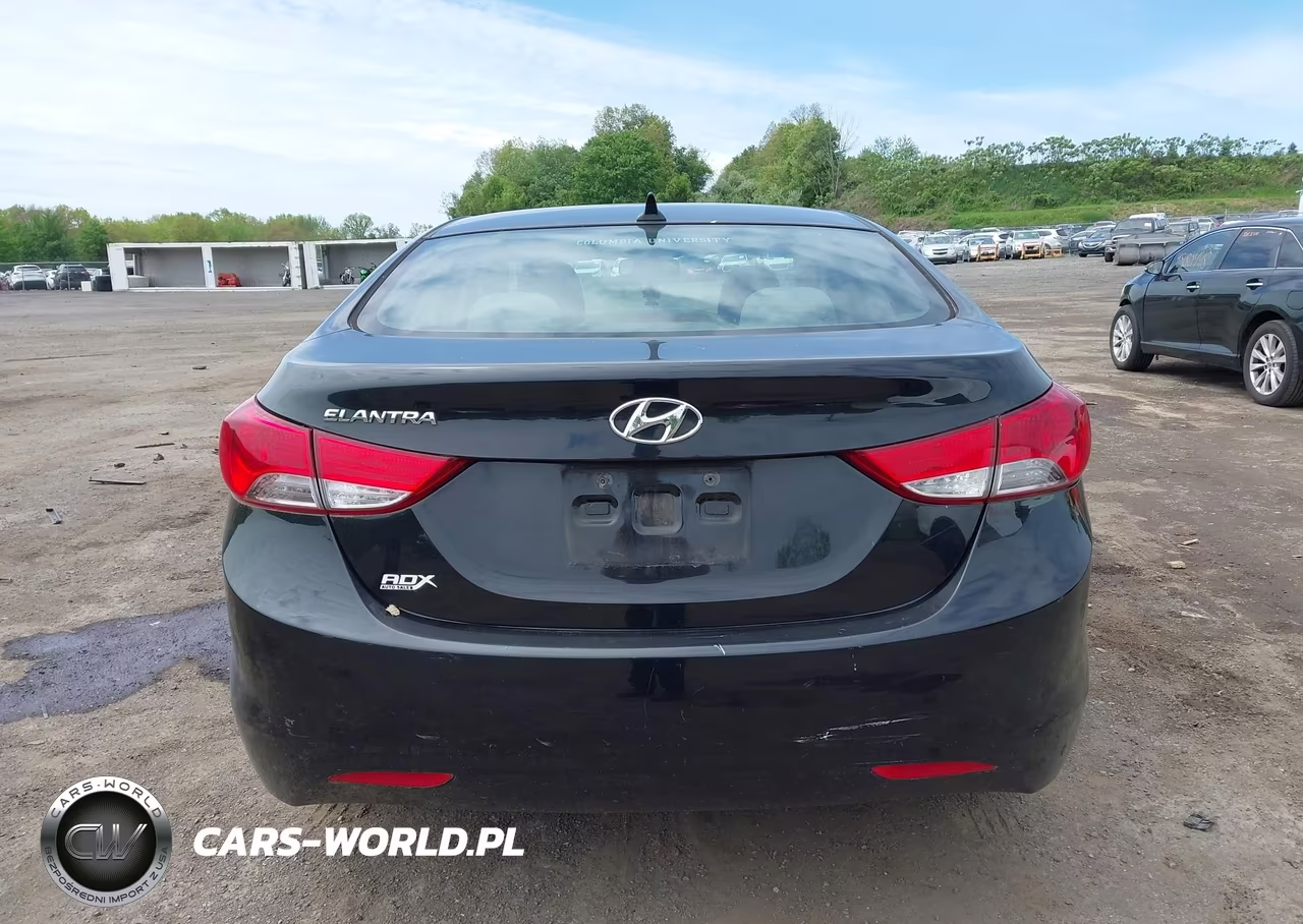 2013 Hyundai Elantra Gls VIN:5NPDH4AE0DH205676 - 16