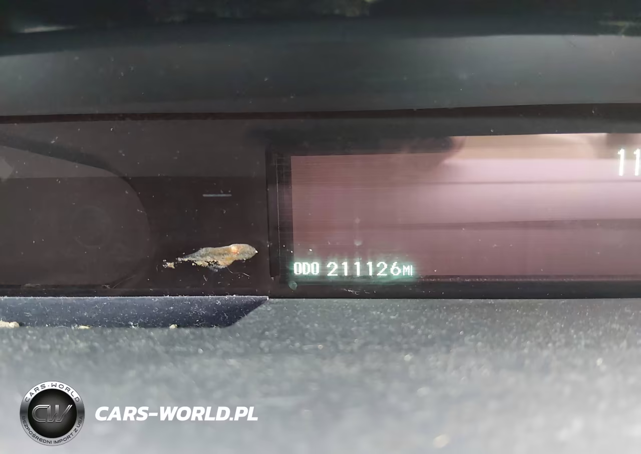 2011 Toyota Prius Two VIN:JTDKN3DU1B0289160 - 15
