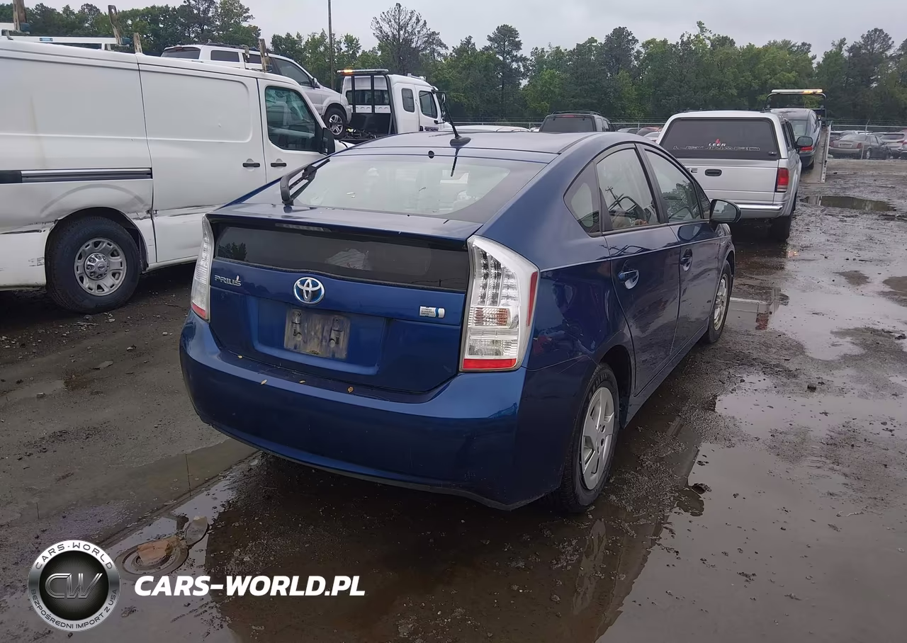 2011 Toyota Prius Two VIN:JTDKN3DU1B0289160 - 4