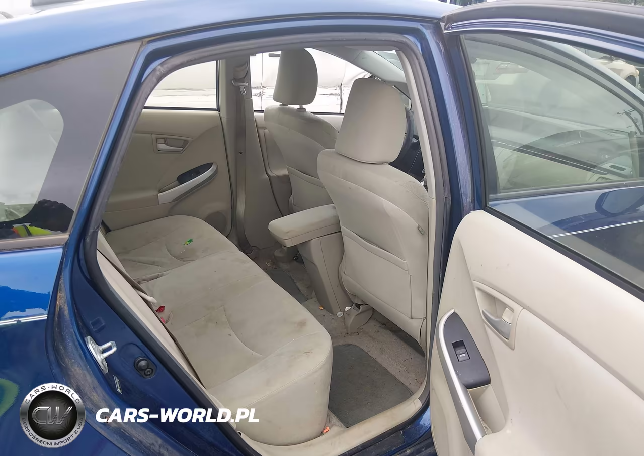2011 Toyota Prius Two VIN:JTDKN3DU1B0289160 - 8
