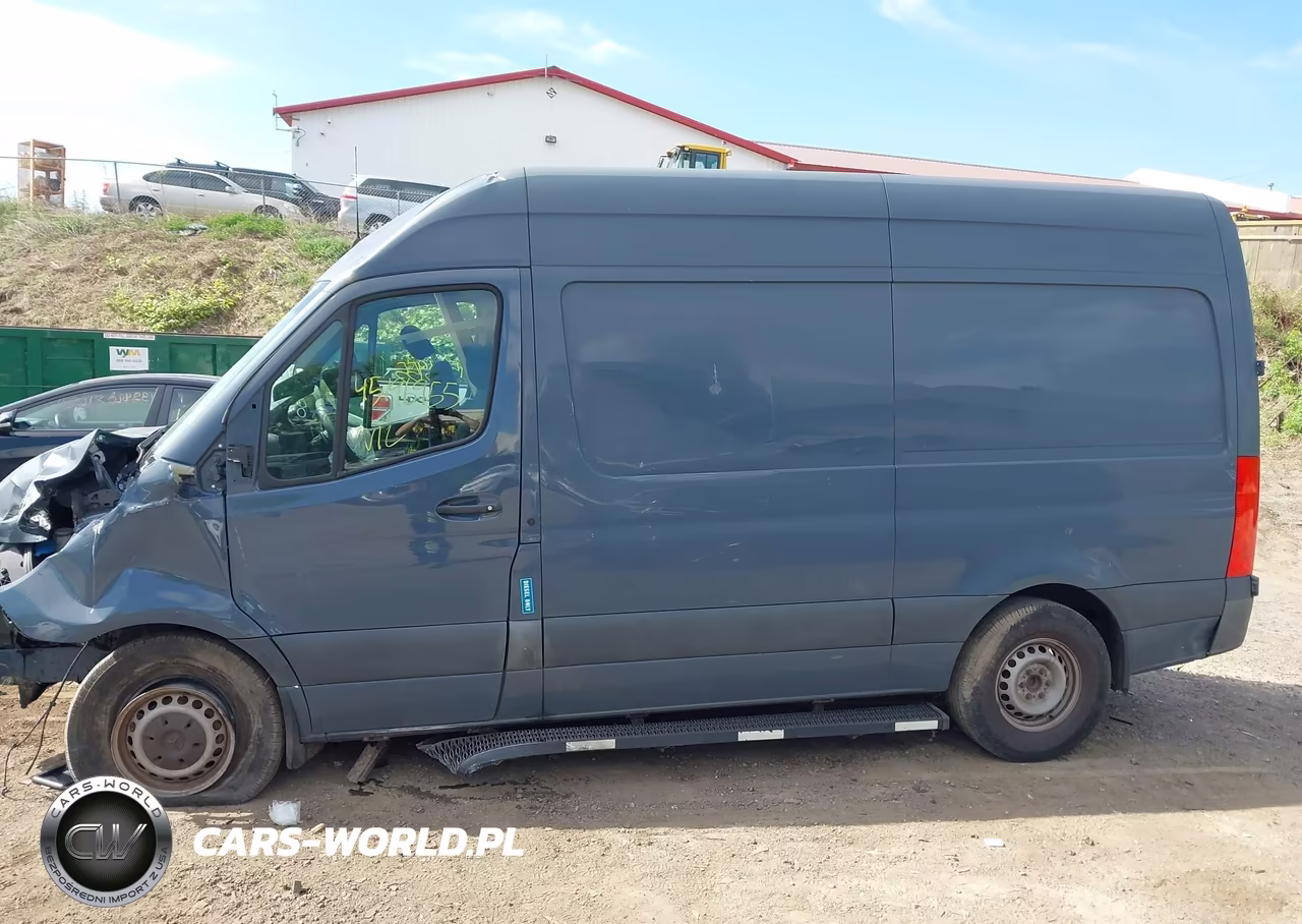 2019 Mercedes-Benz Sprinter 2500 High Roof V6 VIN:WD4PF0CD2KP102606 - 13