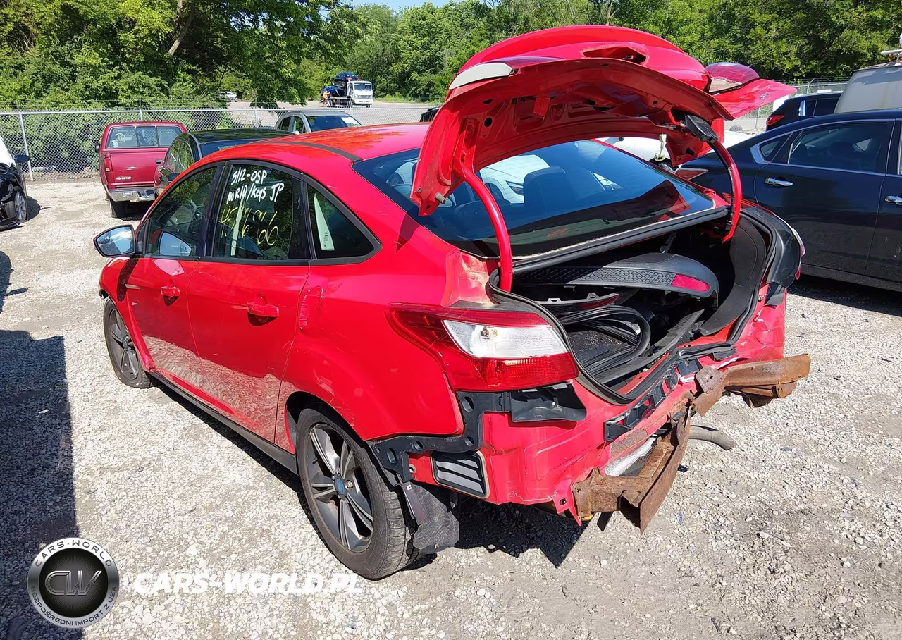 2012 Ford Focus Se VIN:1FAHP3F29CL139030 - 3