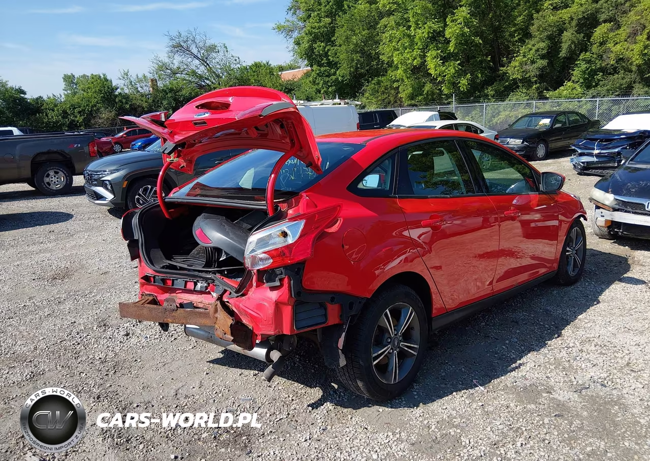 2012 Ford Focus Se VIN:1FAHP3F29CL139030 - 4