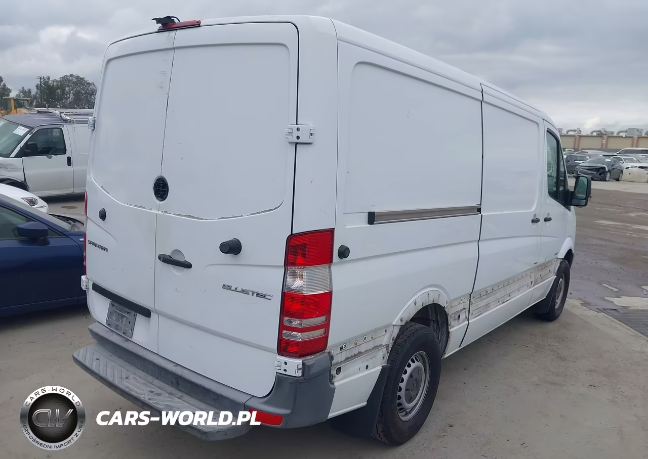 2014 Mercedes-Benz Sprinter 2500 Normal Roof VIN:WD3PE7DC8E5860973 - 4