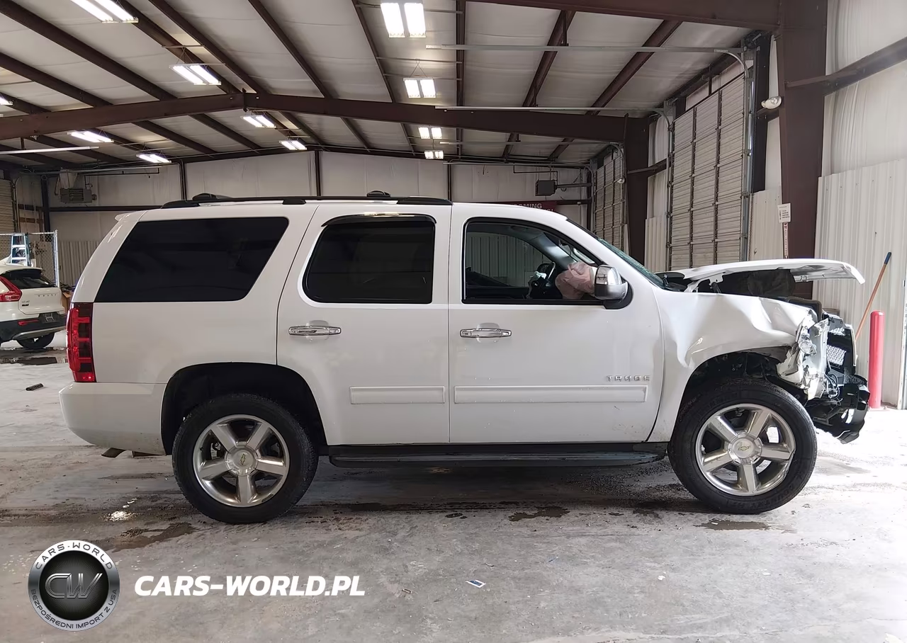 2013 Chevrolet Tahoe Ls VIN:1GNSCAE08DR367722 - 13