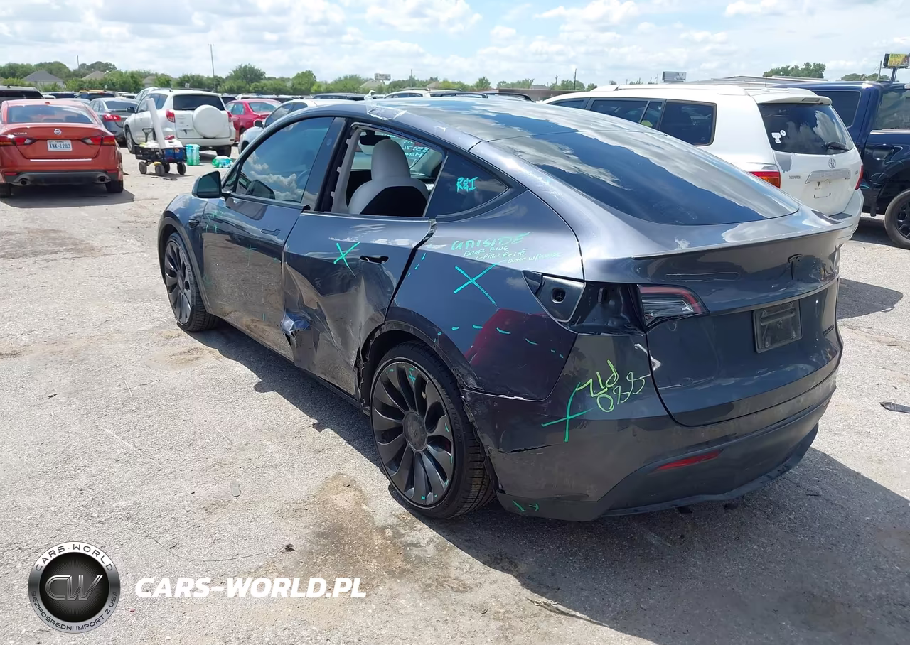 2023 Tesla Model Y Performance Dual Motor All-Wheel Drive VIN:7SAYGDEF4PF838761 - 3