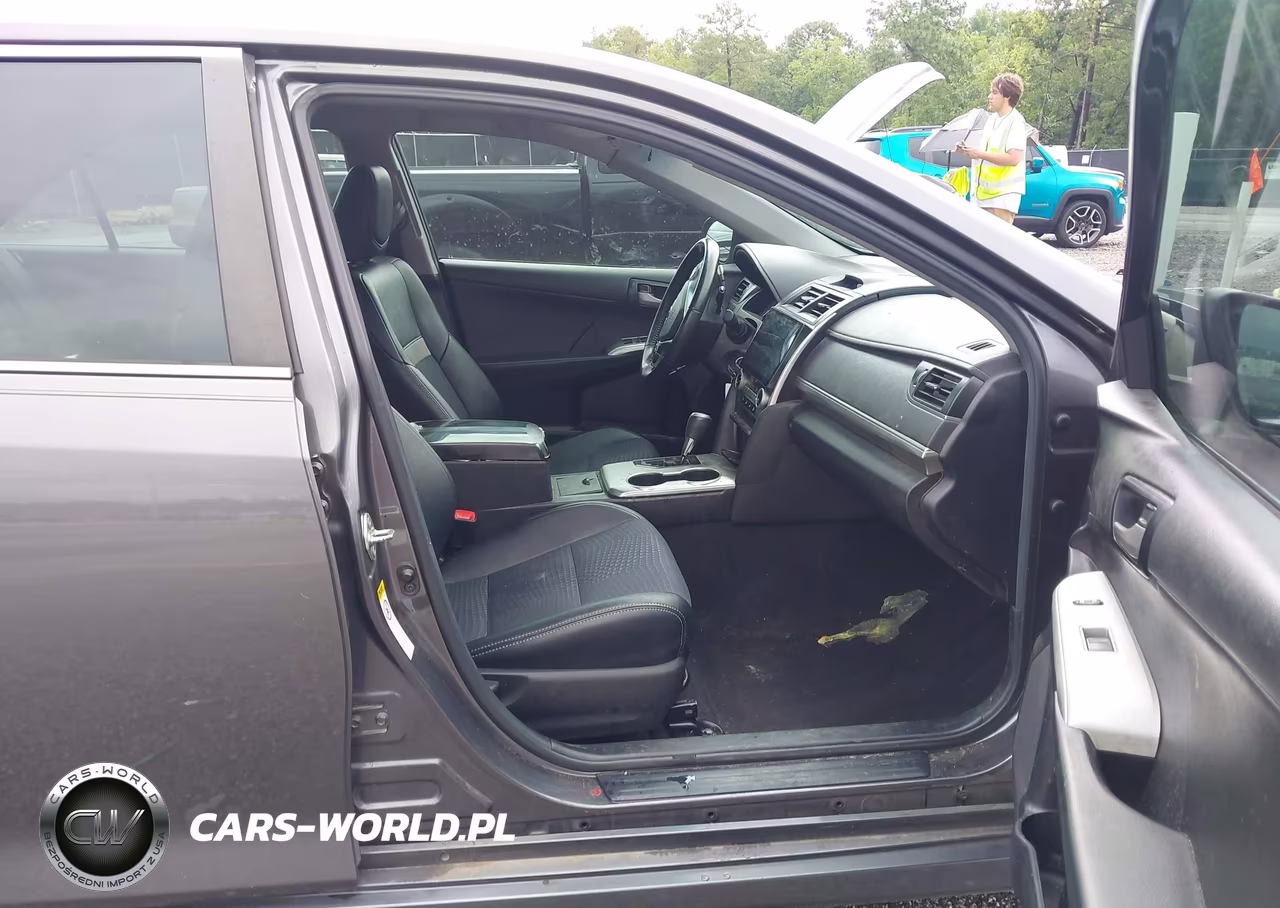 2014 Toyota Camry Se VIN:4T1BF1FK0EU832617 - 5