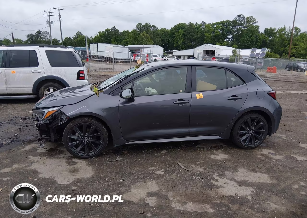 2025 Toyota Corolla Xse VIN:JTNC4MBE3S3236009 - 14
