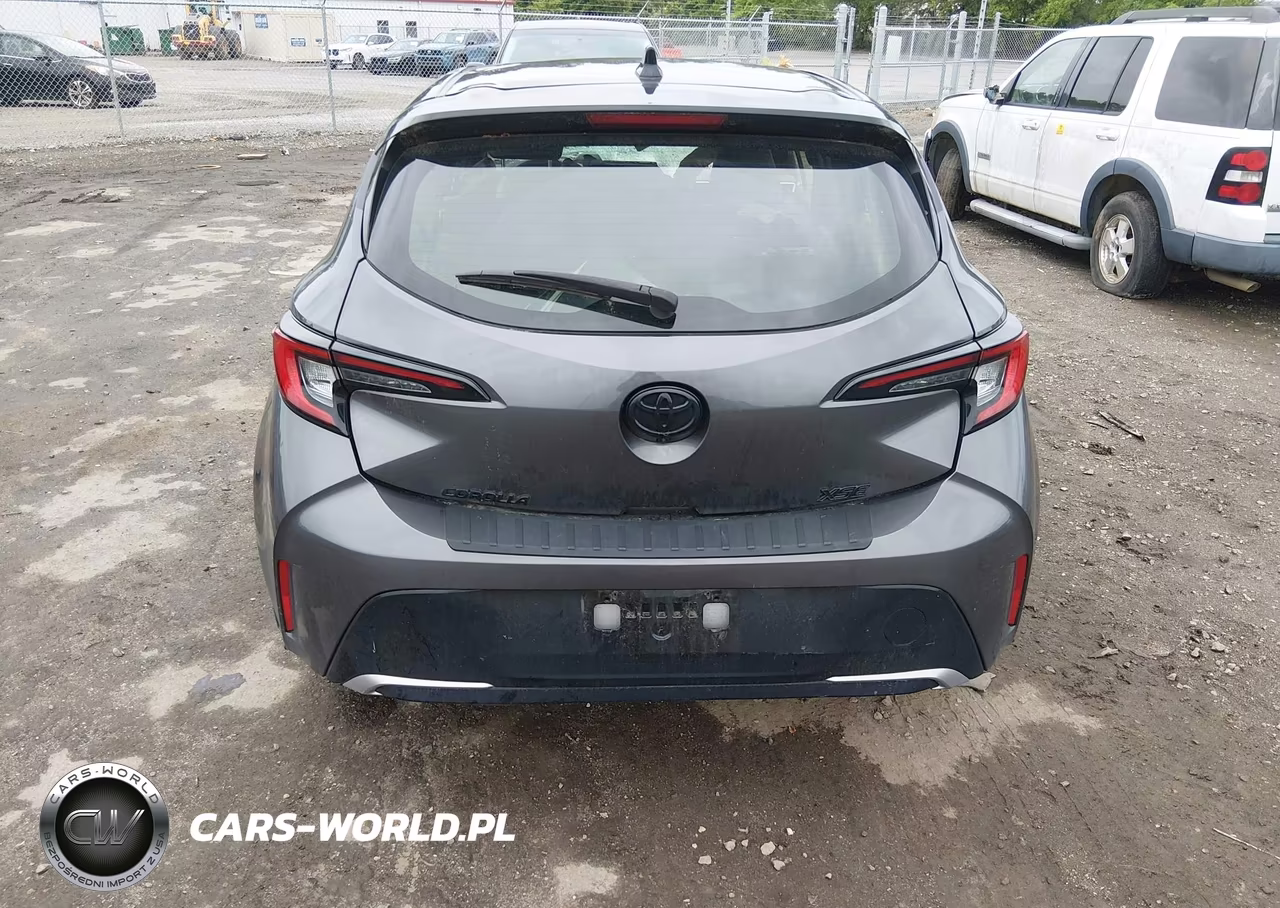 2025 Toyota Corolla Xse VIN:JTNC4MBE3S3236009 - 16