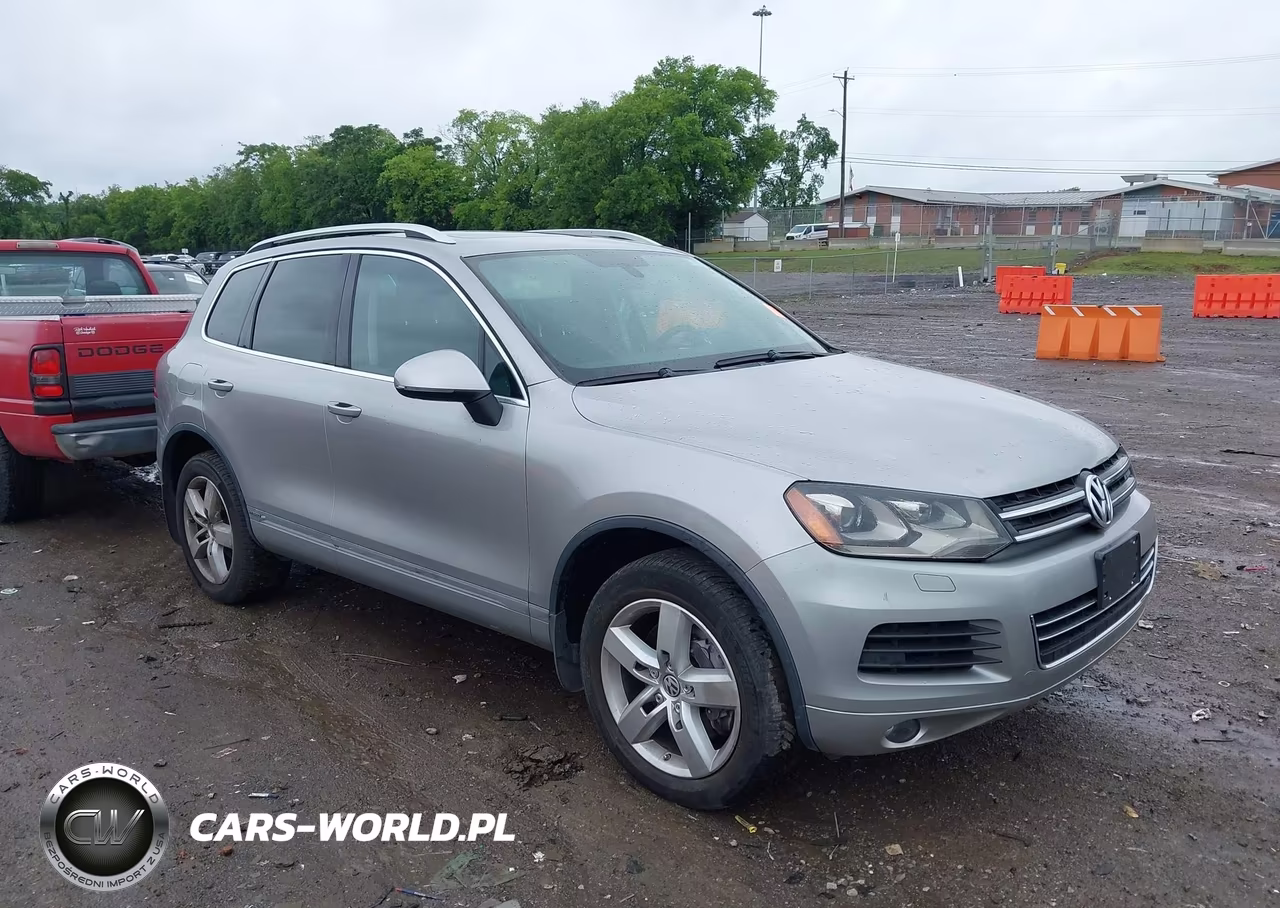 2012 Volkswagen Touareg Hybrid VIN:WVGEG9BP6CD009360 - 13