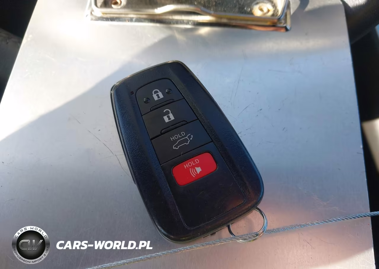 2020 Toyota Rav4 Hybrid Xse VIN:2T3EWRFV5LW065227 - 11