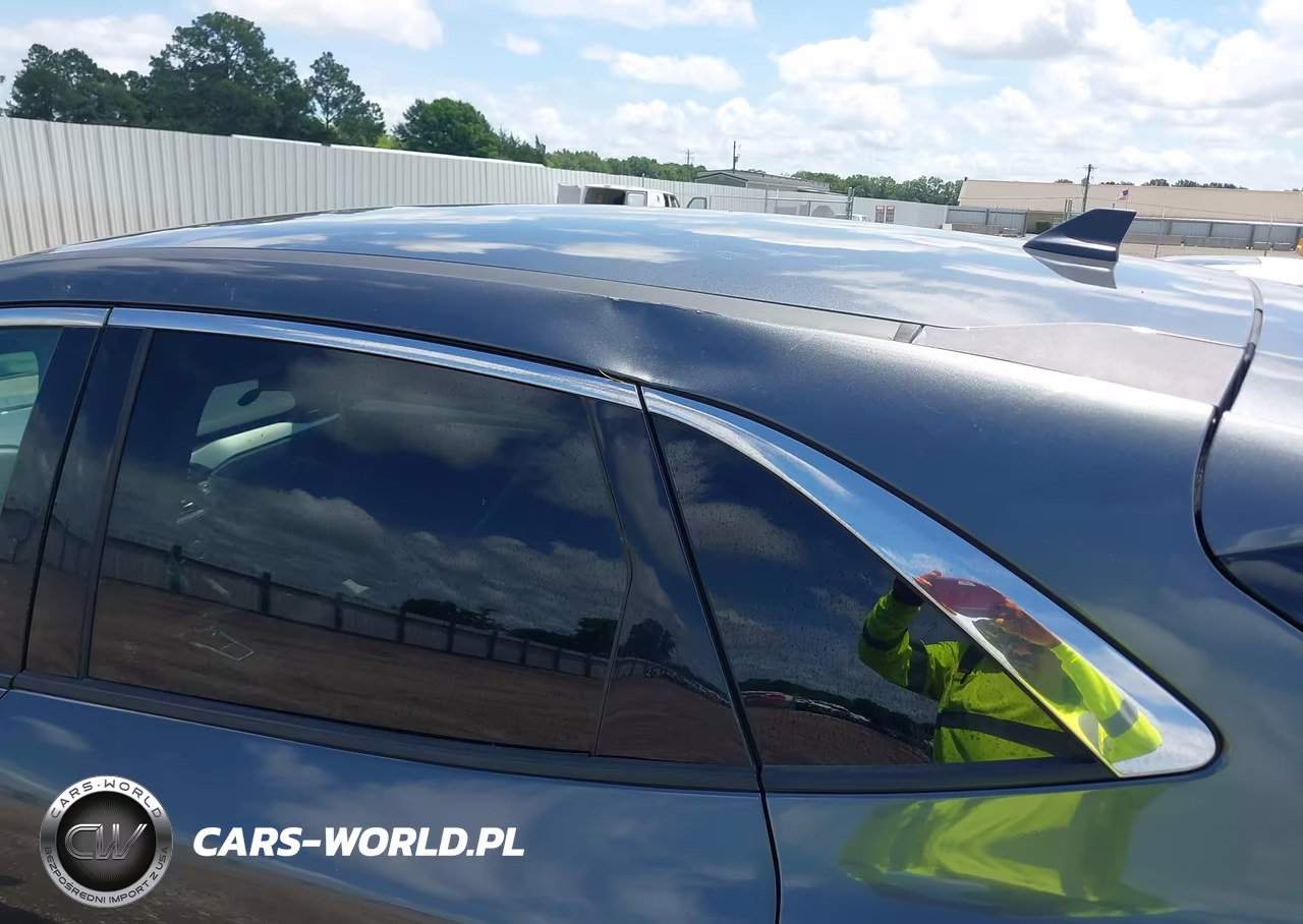 2020 Ford Escape Se VIN:1FMCU0G66LUB38565 - 17